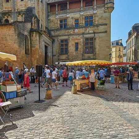 Feriested Village De Montmarsis
