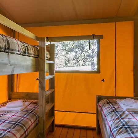 Village De Montmarsis