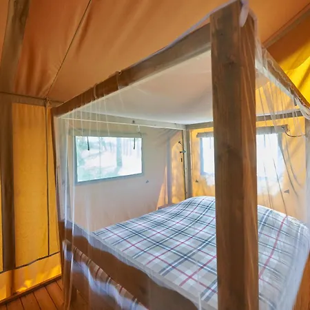 Village De Montmarsis リゾート *