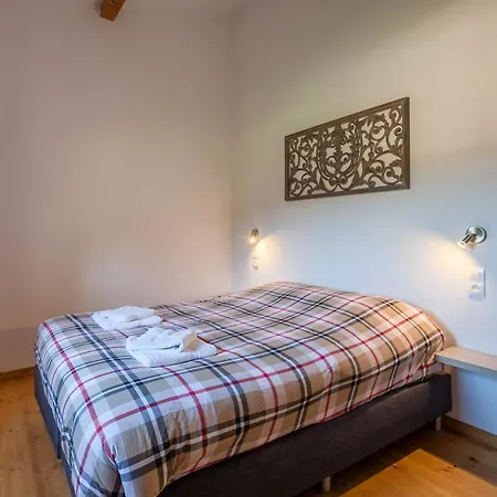 Village De Montmarsis Üdülőközpont *