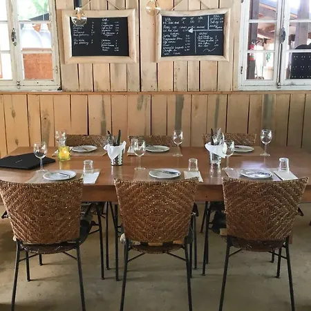 Village De Montmarsis