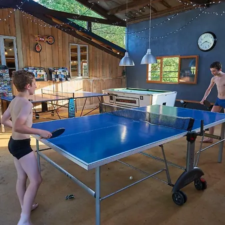 Village De Montmarsis Üdülőközpont