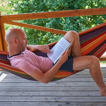 Üdülőközpont Village De Montmarsis *