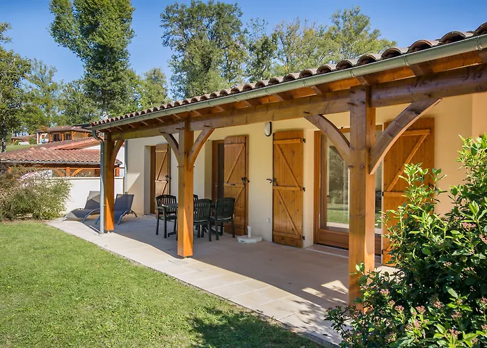 Village De Montmarsis Resort *