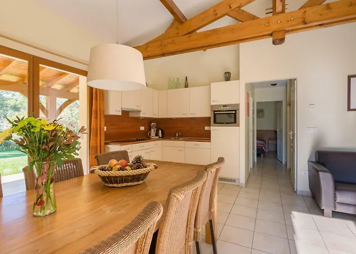 Village De Montmarsis リゾート