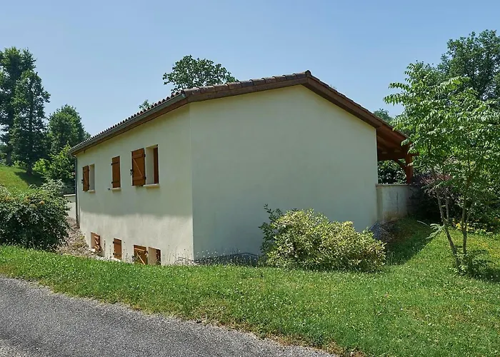 Village De Montmarsis